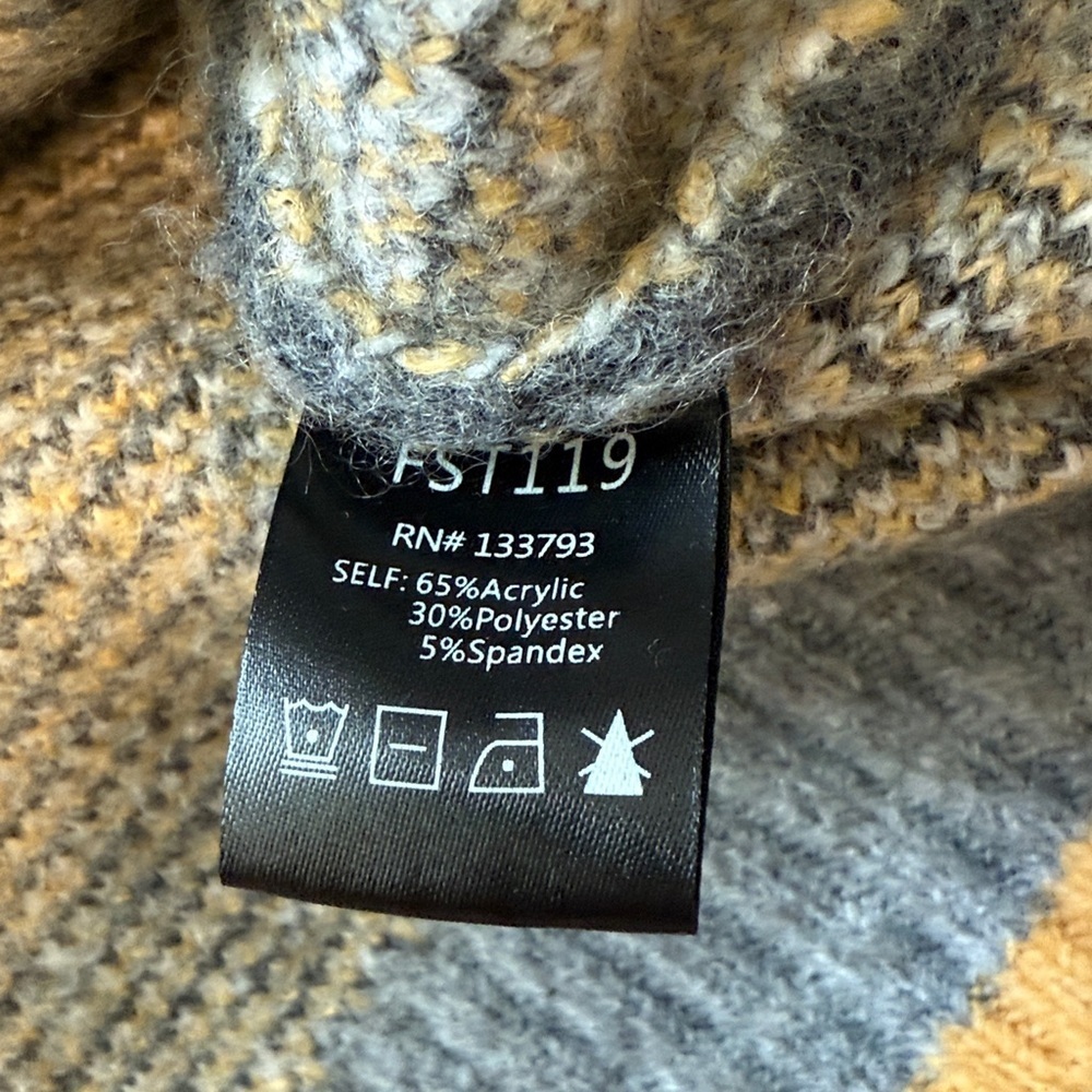 Pol gray/gold pullover plaid sweater sz S - Picture 3 of 5